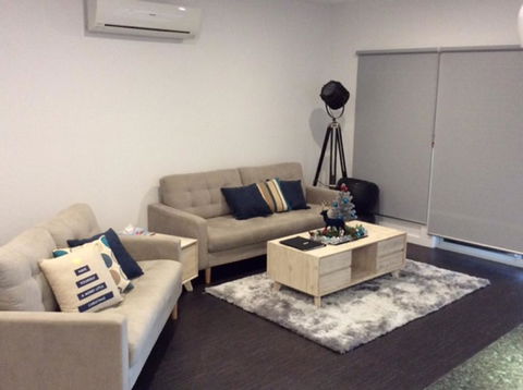 Laguna View - Accommodation Redcliffe 2