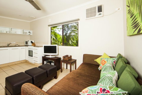 Lake Placid Tourist Park - Accommodation Redcliffe 0