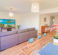 Lakelandia - Accommodation Redcliffe