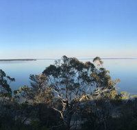 Lakescapes Cottage - 180 Degree Panoramic Views - Accommodation Redcliffe