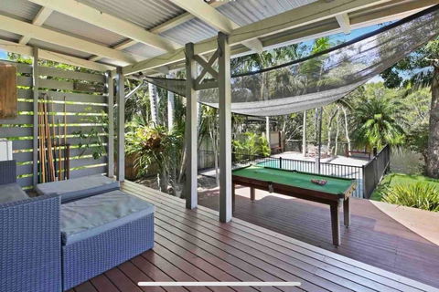 Lakeside Beach House - Hostie Properties - Accommodation Redcliffe 3