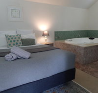 Lauristina Spa Cottage - Accommodation Redcliffe