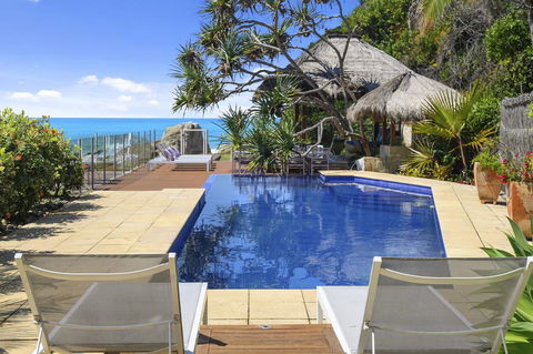 Liapari Beach House - Accommodation Redcliffe 0