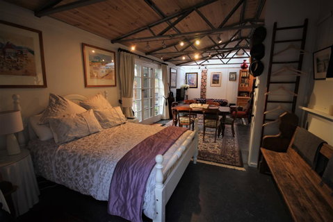 Lily's Farm Studio - Accommodation Redcliffe 2