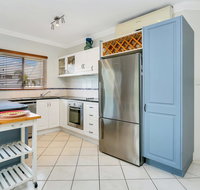 Lilyfield Apartments - Two Bedroom Apartment - Accommodation Redcliffe