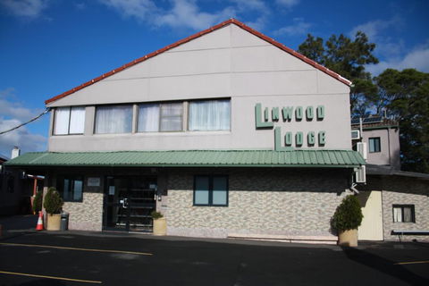 Linwood Lodge Motel - Accommodation Redcliffe 0