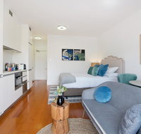Luxurious light-filled studio in winning location - Accommodation Redcliffe