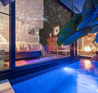 Luxury Artist Architect Retreat Villa - Accommodation Redcliffe