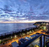 Luxury Beachfront Sky Home Exceptional Ocean Views - Accommodation Redcliffe