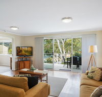 Luxury Boardwalk Apartment - Unit 7 - Accommodation Redcliffe