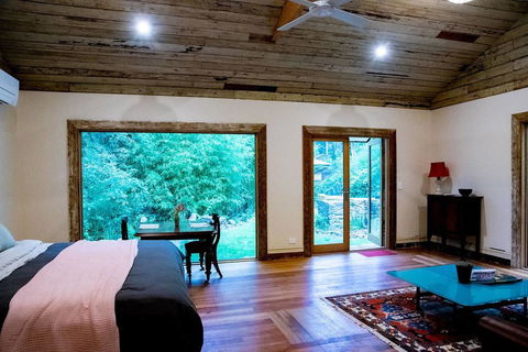 Luxury Forest Retreat - Puffing Billy - Accommodation Redcliffe 0