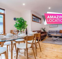Malibu Moment on Margaret-Historic Bungalow - Accommodation Redcliffe