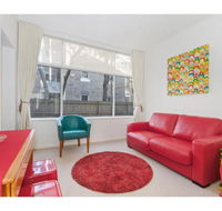 Manly Tranquil Escape - Modern Flat With Pool - Accommodation Redcliffe