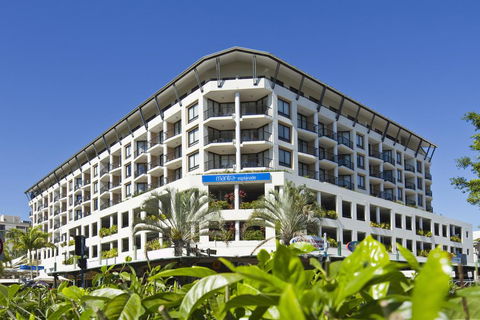 Mantra Esplanade - Accommodation Redcliffe 1