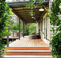 Maple Cottage - Accommodation Redcliffe