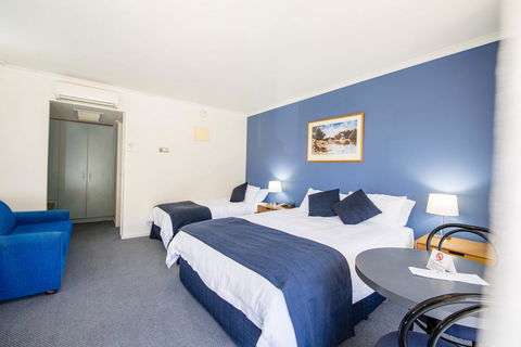 MAS Country Riverboat Lodge Motor Inn - Accommodation Redcliffe 3