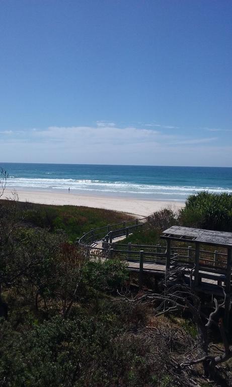 Maxs Beachside Villa - Accommodation Redcliffe 0