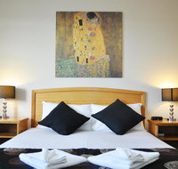 Meadowbrook Hotel Brisbane - Accommodation Redcliffe
