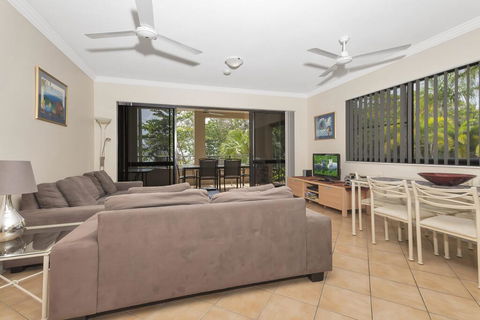 Mediterranean Beachfront Apartments - Accommodation Redcliffe 1
