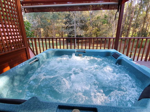 Melaleuca Seaside Retreat - Accommodation Redcliffe 1