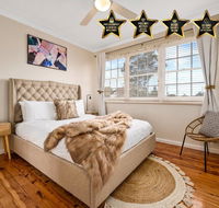 Memories On Mount View Games Room Cosy Wood Fire Netflix - Accommodation Redcliffe