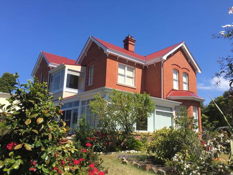 Meriam Bed And Breakfast - Accommodation Redcliffe 0