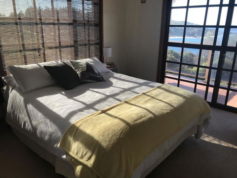 Merry Beach Ocean Front Large Home - Accommodation Redcliffe 0