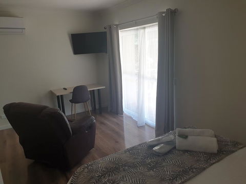 Merry Mary - Accommodation Redcliffe 1