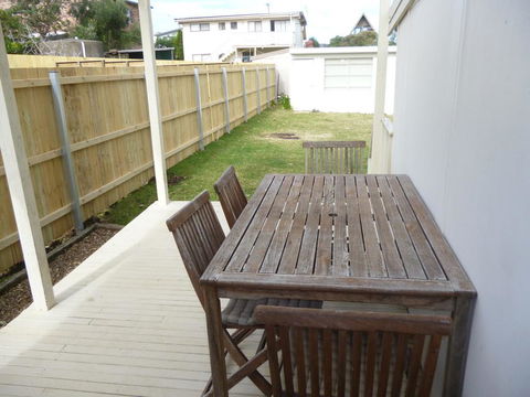 Merry Street Cottage - Accommodation Redcliffe 1