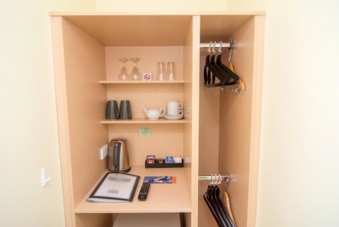 Miami Hotel Melbourne - Accommodation Redcliffe 2