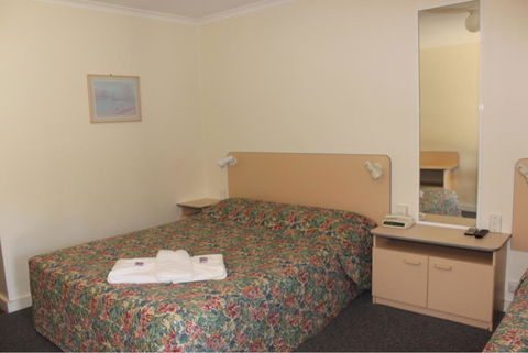 Mid Coast Motor Inn - Accommodation Redcliffe 3