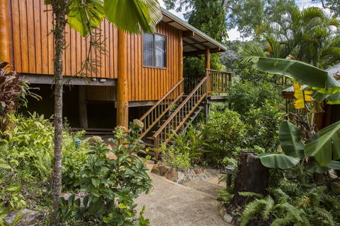 Milkwood Lodge - Accommodation Redcliffe 0