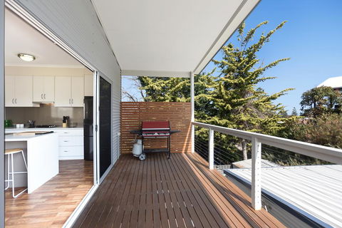 Moana Dreams - Accommodation Redcliffe 3