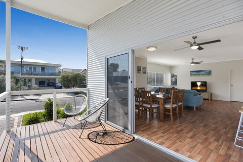 Moana Dreams - Accommodation Redcliffe 0