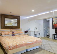 Modern  homely comfort - Accommodation Redcliffe