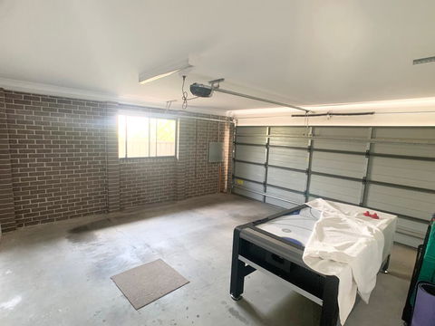 Modern Majestic - Everything You Need - Private Location - Accommodation Redcliffe 2