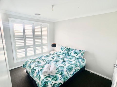 Modern Majestic - Everything You Need - Private Location - Accommodation Redcliffe 1
