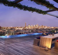 Modern carefree living style APT in ToowongView - Accommodation Redcliffe