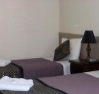 Molika Springs Motel - Accommodation Redcliffe
