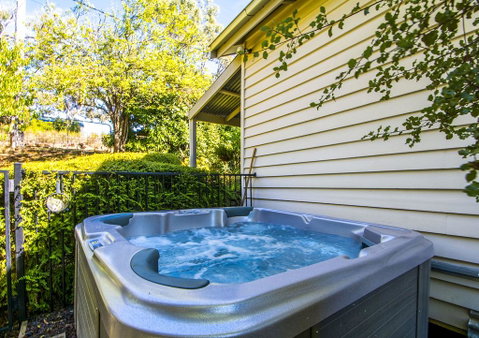 Monigatti - Accommodation Redcliffe 2