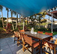 Moorings B Great Holiday property in the heart of town. - Accommodation Redcliffe
