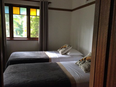 Mount Browne Cottage - Accommodation Redcliffe 1