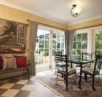 Mountain Whispers Strawberry Patch - Accommodation Redcliffe