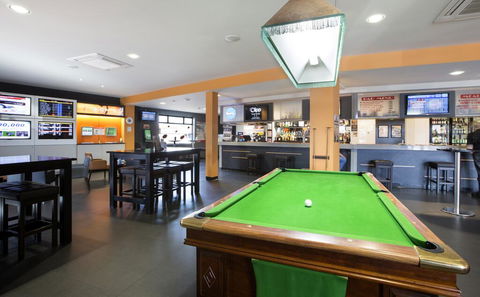 Mowbray Hotel - Accommodation Redcliffe 1