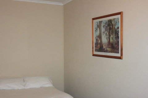 Mt Gambier International - Accommodation Redcliffe 3