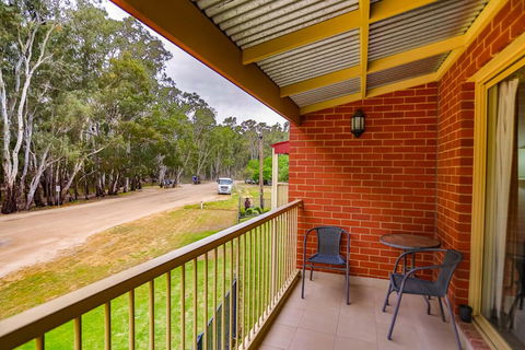 Murray Waters Motor Inn & Apartments - Accommodation Redcliffe 1