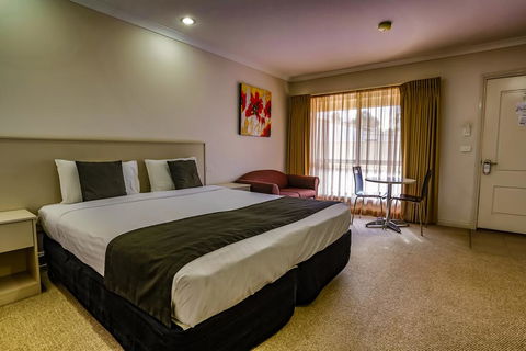 Murray Waters Motor Inn & Apartments - Accommodation Redcliffe 3
