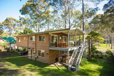 Mystery Bay Retreat - Accommodation Redcliffe 0