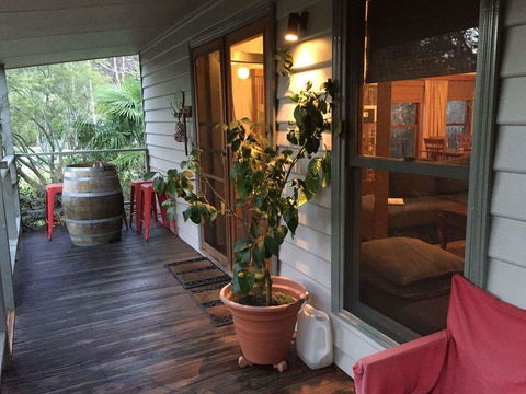 Mystic View Cottage - Accommodation Redcliffe 0