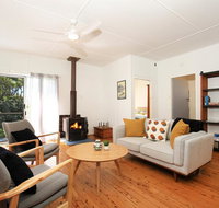 Nest - Pet Friendly - 2 Min Walk to Beach - Accommodation Redcliffe